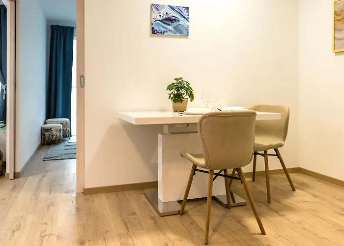 Mickiewiczova Free Parking By Veronika&jano *