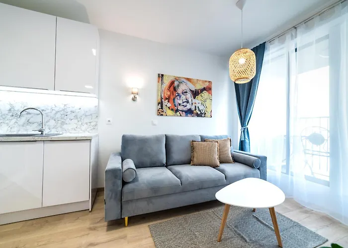 Mickiewiczova Free Parking By Veronika & Jano ブラチスラヴァ