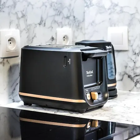 Mickiewiczova Free Parking By Veronika & Jano *