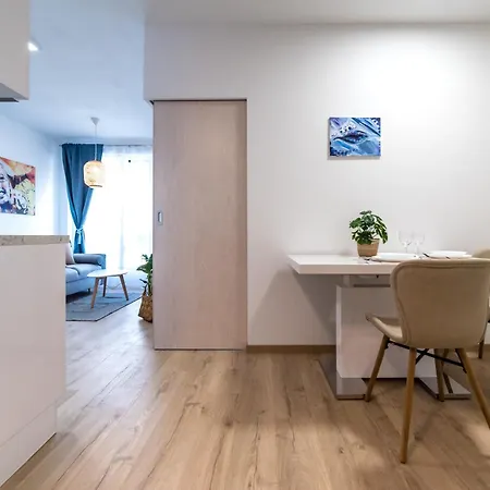 Mickiewiczova Free Parking By Veronika & Jano * Bratislava