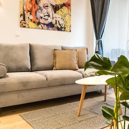 Daire Mickiewiczova Free Parking By Veronika & Jano *